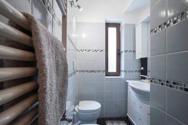 Double or Twin Room Private Bathroom